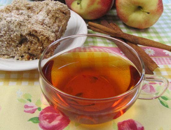 Apple Cinnamon Coffeecake Black Dessert Tea - 4 Ounce Tin