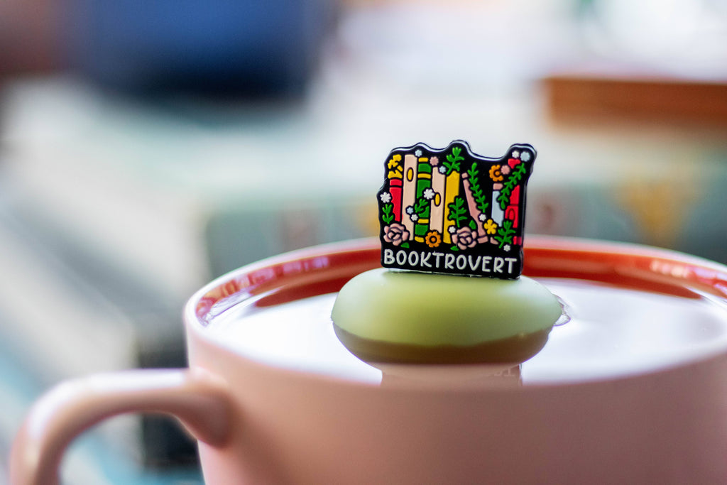 Booktrovert | Floating Tea Infuser | Green Base | BookTok