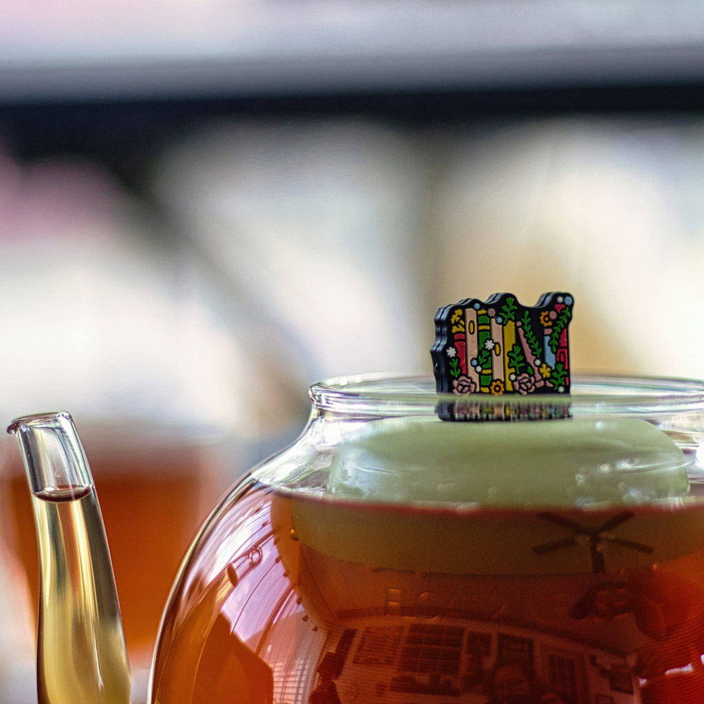 Booktrovert | Floating Tea Infuser | Green Base | BookTok