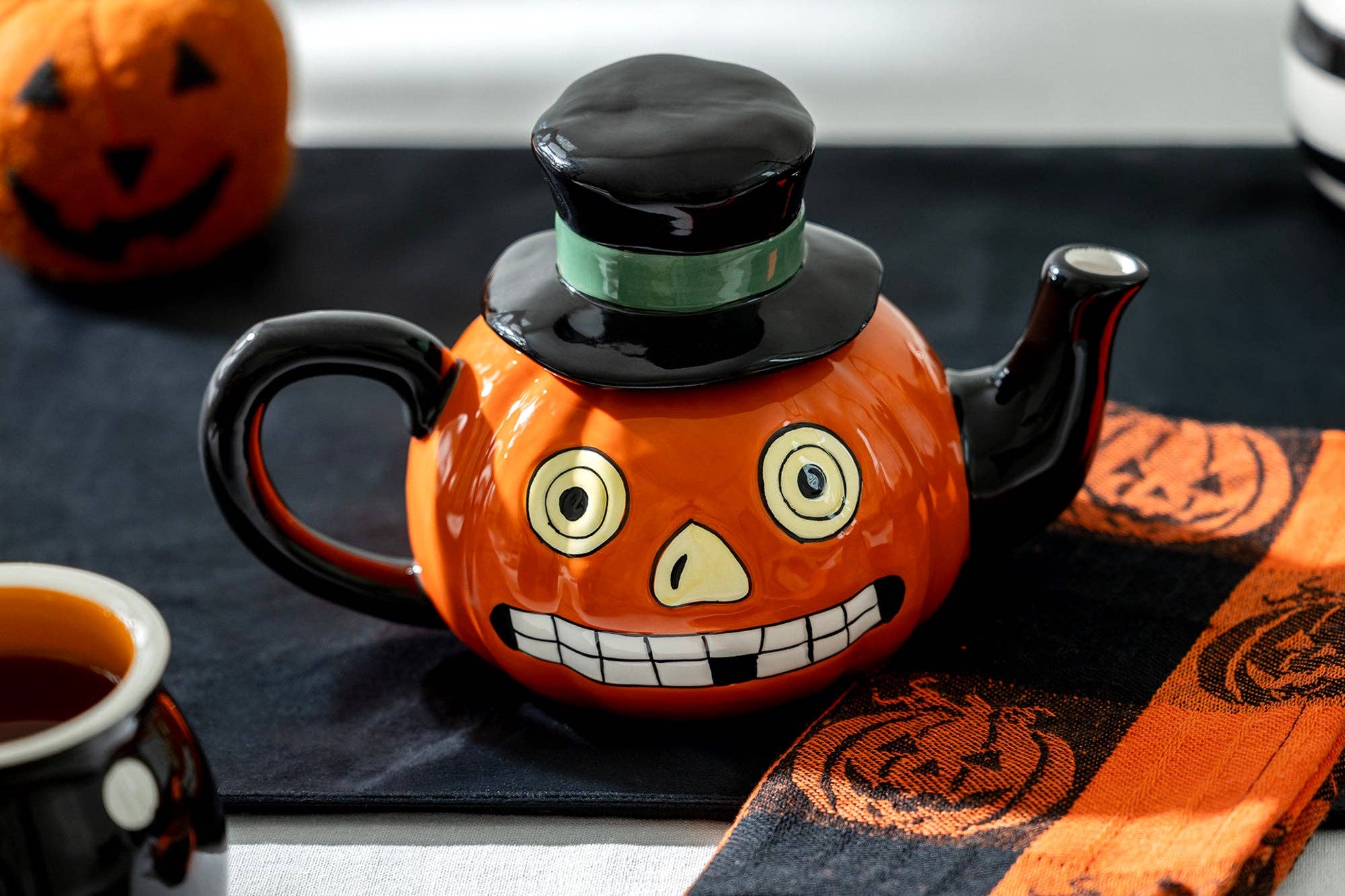 Halloween Jack O' Lantern Pumpkin 38oz Teapot