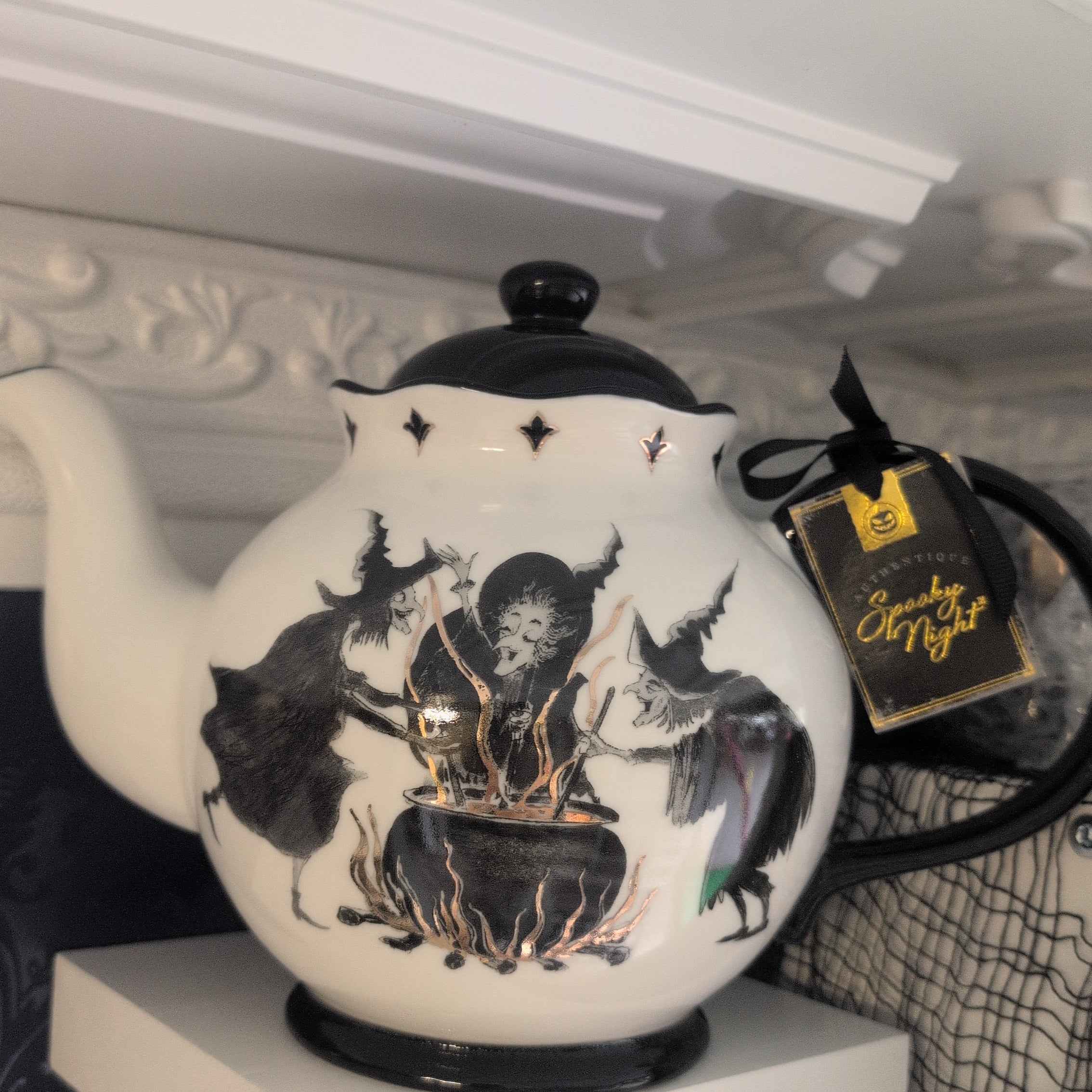 Halloween Witches Brew 40 Oz Teapot With Flying Witch